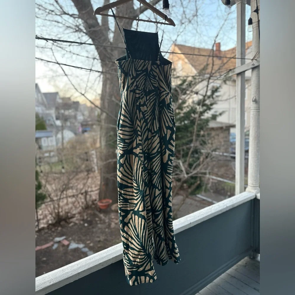 Banana Republic romper bold